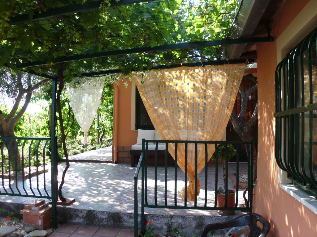 Il Vigneto "Cottage" Gaggi Εξωτερικό φωτογραφία